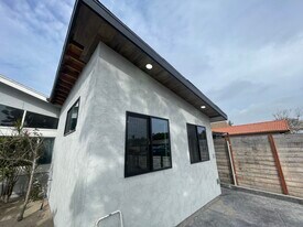 1542 Loma Ln in Chula Vista, CA - Building Photo