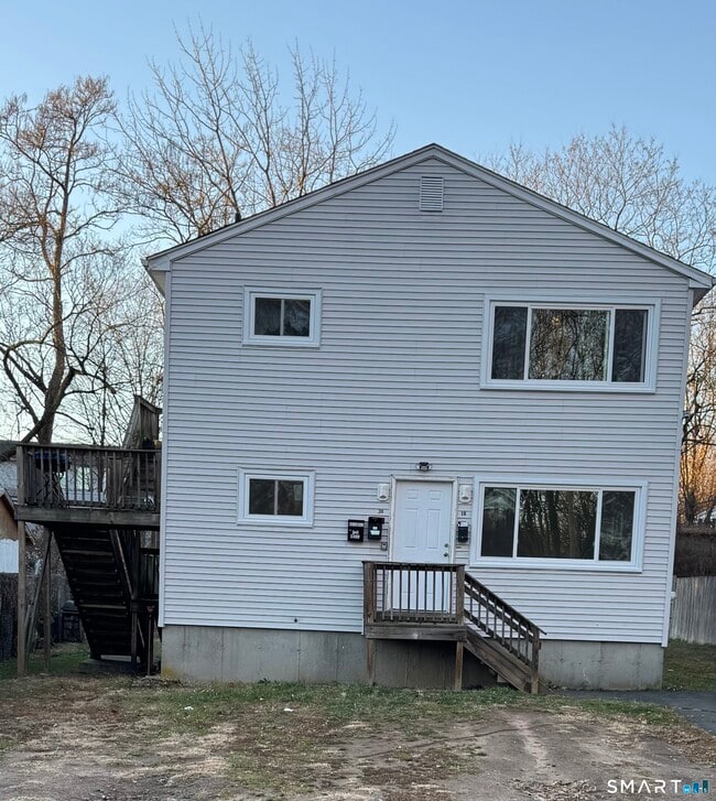 property at 18 W Hills Rd