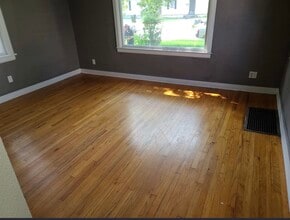 2913 Fredrickson St in South Bend, IN - Foto de edificio - Building Photo