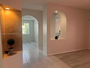 15761 SW 148th Terrace in Miami, FL - Building Photo - Building Photo
