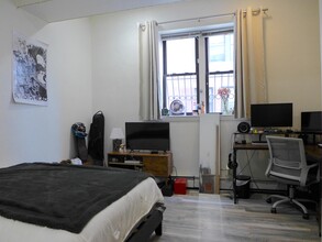 14 Medfield St, Unit 4 in Boston, MA - Building Photo - Building Photo