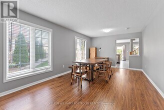 2412 Baintree Crescent in Oakville, ON - Building Photo - Building Photo