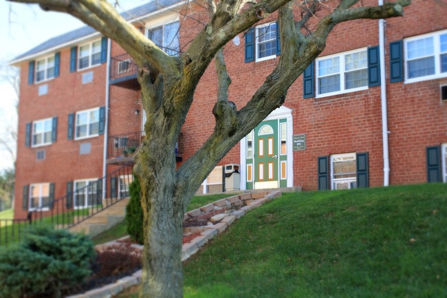Brandywine Garden Apartments in West Chester, PA - Building Photo - Building Photo