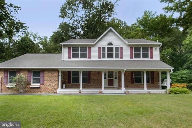property at 2440 Kimberly Ln