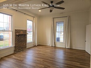 405 W Dr. Martin Luther King Jr. Way in Selma, NC - Building Photo - Building Photo