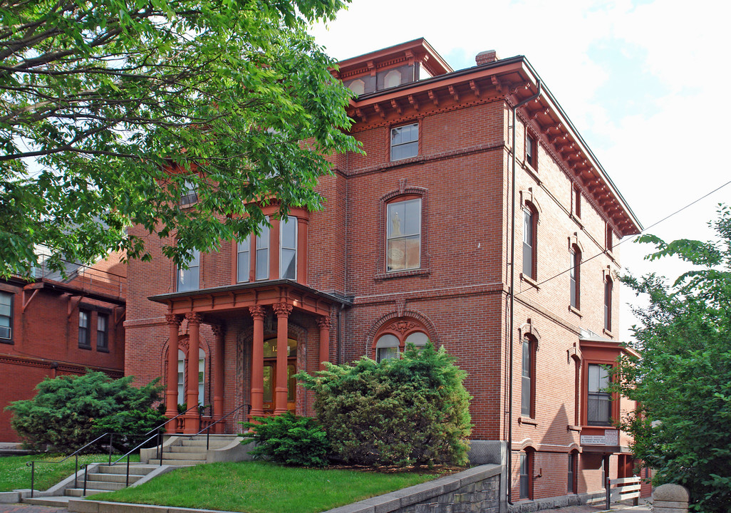 125 State St in Portland, ME - Building Photo