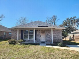 1562 Majesty Loop in Foley, AL - Building Photo