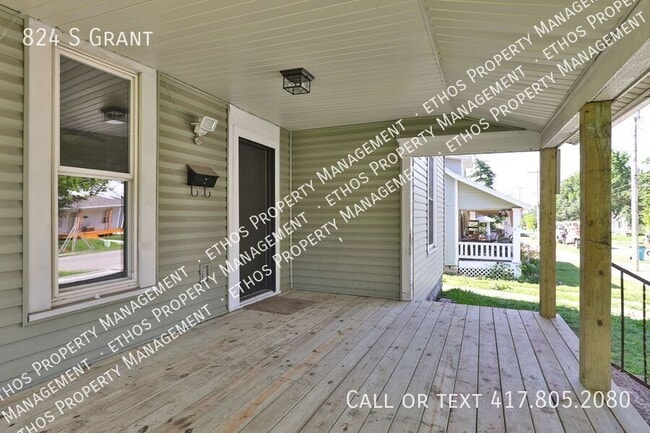 824 S Grant Ave in Springfield, MO - Building Photo - Building Photo