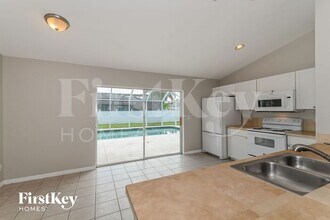 801 SW 4th Pl in Cape Coral, FL - Building Photo - Building Photo