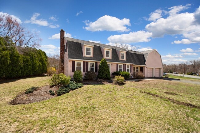 58 Revere Rd in Woburn, MA - Building Photo - Building Photo