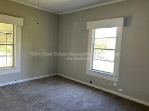 926 N 9th St in Griffin, GA - Building Photo - Building Photo