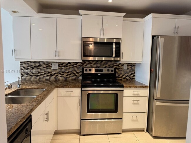 property at 1831 Sabal Palm Dr