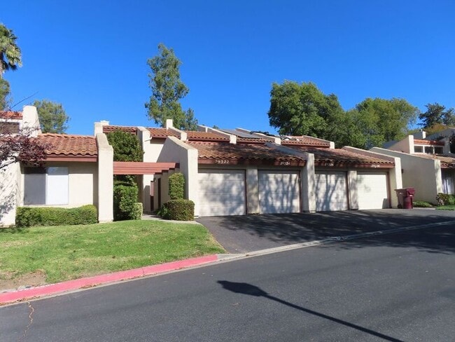 property at 29324 Vía Frontera