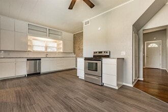 1403 N 1st St in Harrah, OK - Building Photo - Building Photo