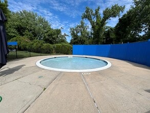 40 Terrace Cir in Great Neck, NY - Building Photo - Building Photo
