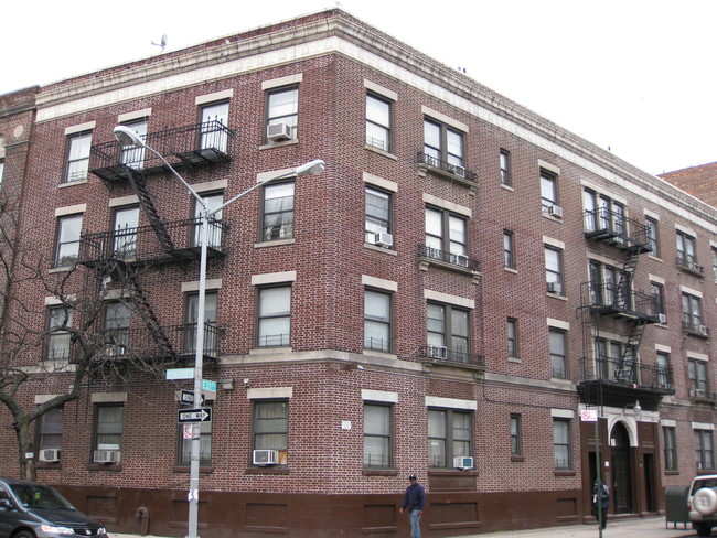 2011 Newkirk Ave in Brooklyn, NY - Building Photo - Building Photo