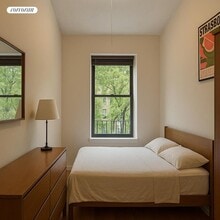 16 W 95th St in New York, NY - Building Photo - Building Photo