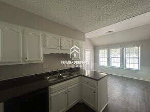 7067 Apple Creek in Memphis, TN - Building Photo - Building Photo
