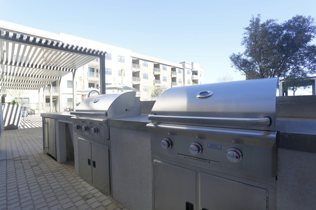 Mason Oliver in Phoenix, AZ - Foto de edificio - Building Photo