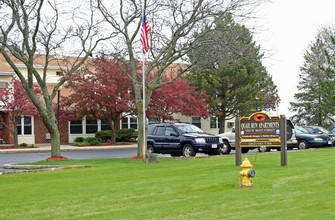 Quail Run in East Troy, WI - Foto de edificio - Building Photo