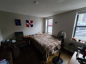 141 Englewood Ave in Boston, MA - Foto de edificio - Building Photo