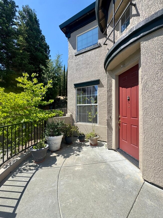 5670 Birkdale Ct in Rocklin, CA - Building Photo - Building Photo