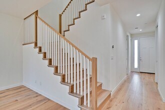147 Flynn Ave in Mountain View, CA - Building Photo - Building Photo