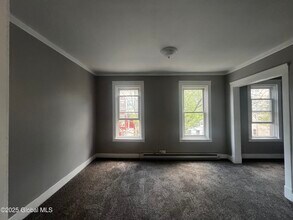 128 Dove St in Albany, NY - Building Photo - Building Photo