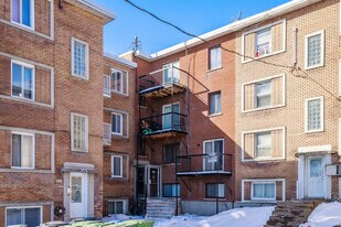 255 Camille St in Lachine, QC - Building Photo