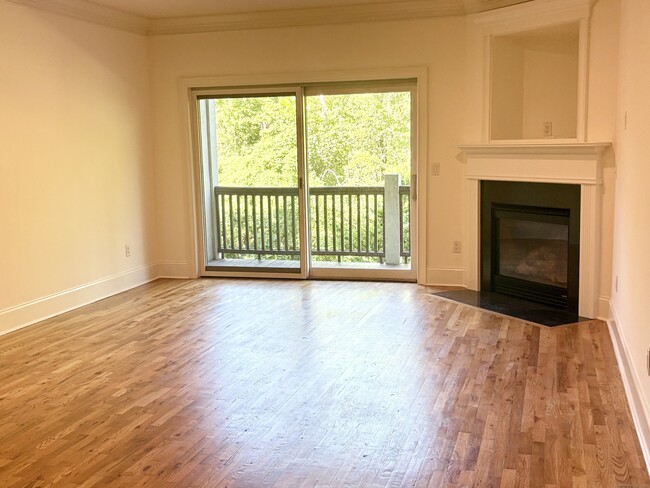 21 Seir Hill Rd in Norwalk, CT - Building Photo - Building Photo