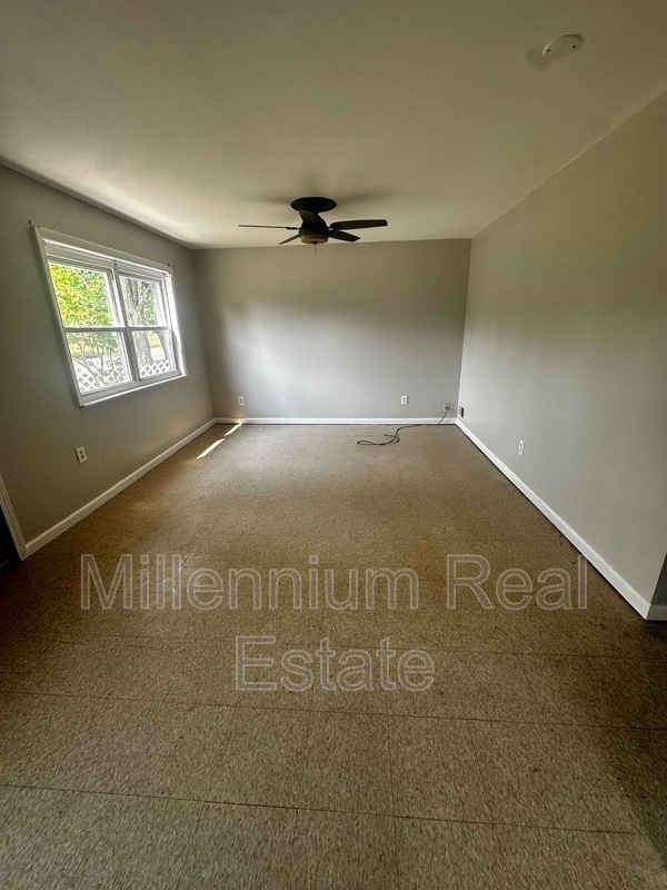 104 W Mansfield Ave in Pontiac, MI - Building Photo - Building Photo