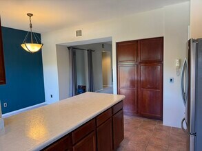 814 Cam De Monte Rey in Santa Fe, NM - Building Photo - Building Photo