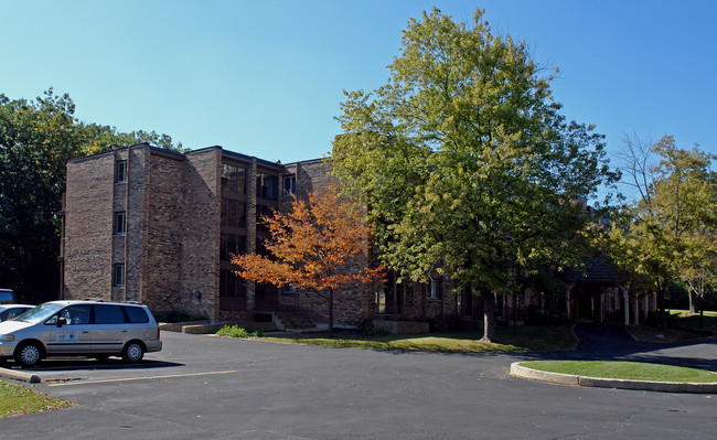 Waters Edge in Lake Zurich, IL - Foto de edificio - Building Photo