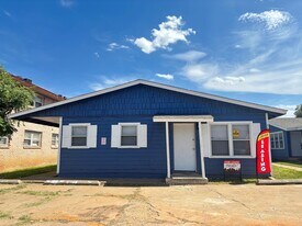 2409 45th St in Lubbock, TX - Building Photo
