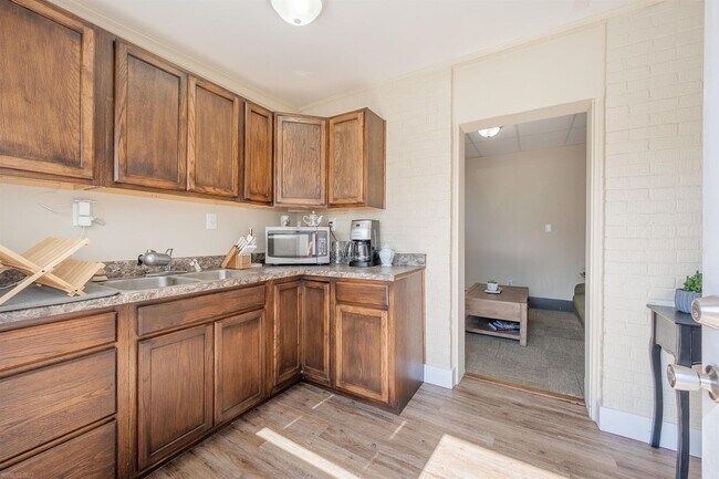 201 Roanoke St in Christiansburg, VA - Building Photo - Building Photo