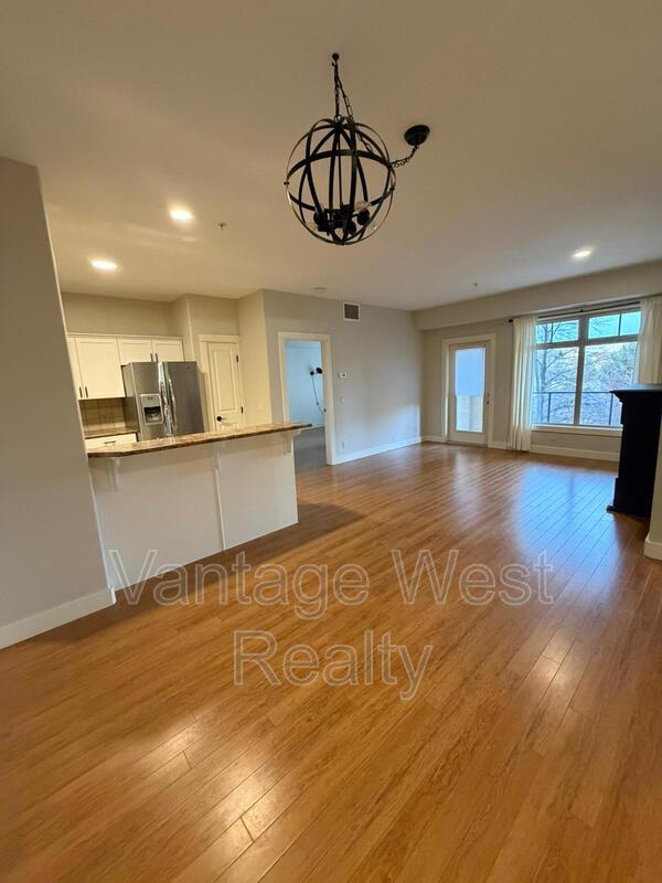 property at 2551-2551 Shoreline Dr