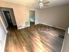 663 Sunnybrook Rd in Raleigh, NC - Building Photo - Building Photo