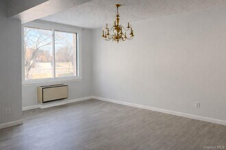 209-33 26th Ave in Queens, NY - Building Photo - Building Photo