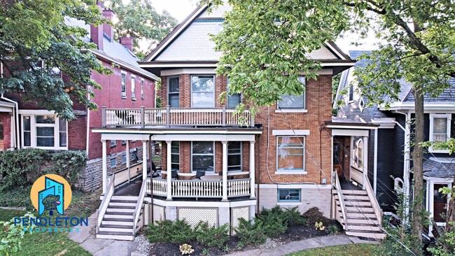 2326 Ashland Ave
