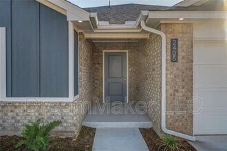 2405 28th Ter in Chickasha, OK - Building Photo - Building Photo