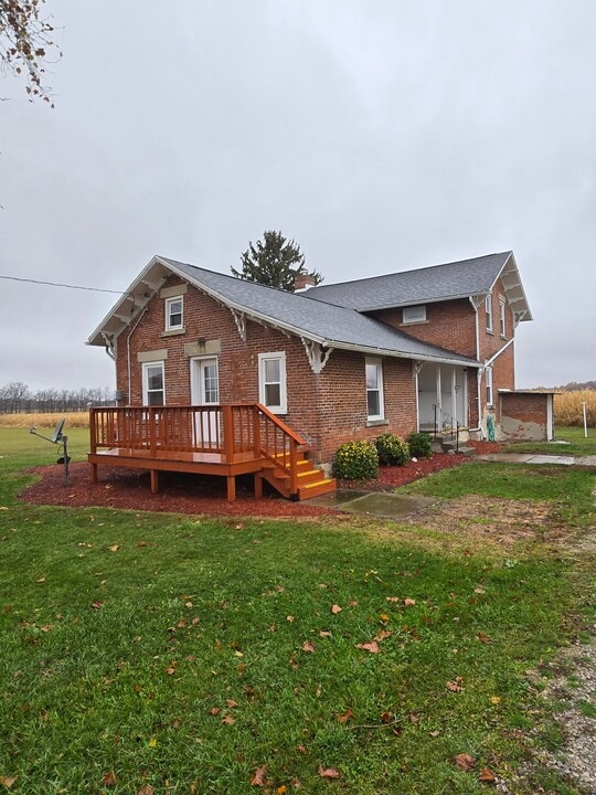 900 Thomas Rd in Monroeville, OH - Foto de edificio