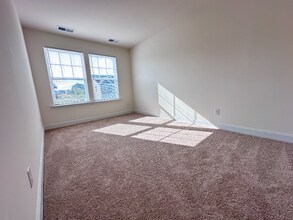 107 Hyacinth Ln in Angier, NC - Building Photo - Building Photo