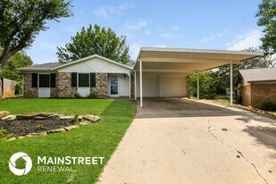 812 Lake Pl in Azle, TX - Building Photo