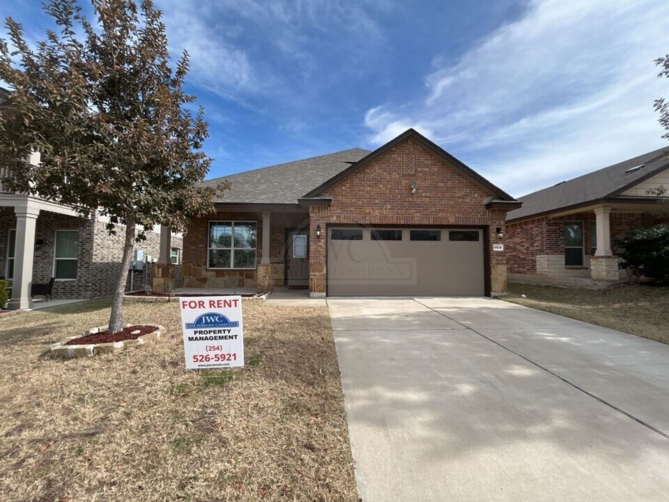 9508 Raeburn Court in Killeen, TX - Foto de edificio