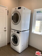 9252 Balcom Ave in Los Angeles, CA - Building Photo - Building Photo