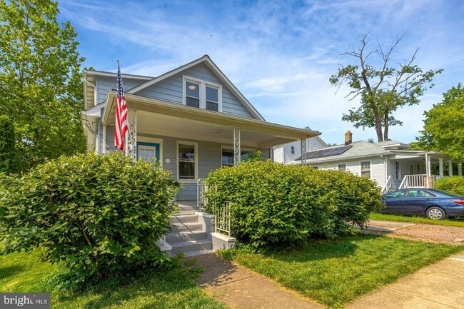 property at 915 20th St S