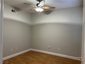 6912 Dorita Ave in Las Vegas, NV - Building Photo - Building Photo
