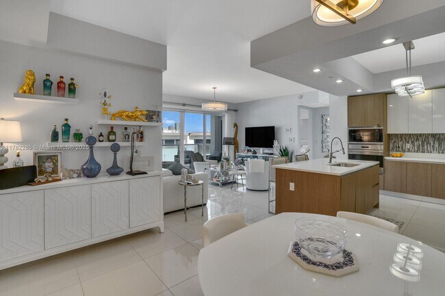 1200 Hillsboro Mile, Unit 1303 in Hillsboro Beach, FL - Building Photo - Building Photo