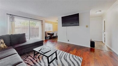 4591 Orange Ave in Long Beach, CA - Building Photo - Building Photo