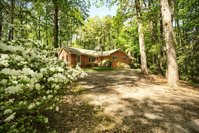7466 Corr St in Gloucester, VA - Building Photo - Building Photo